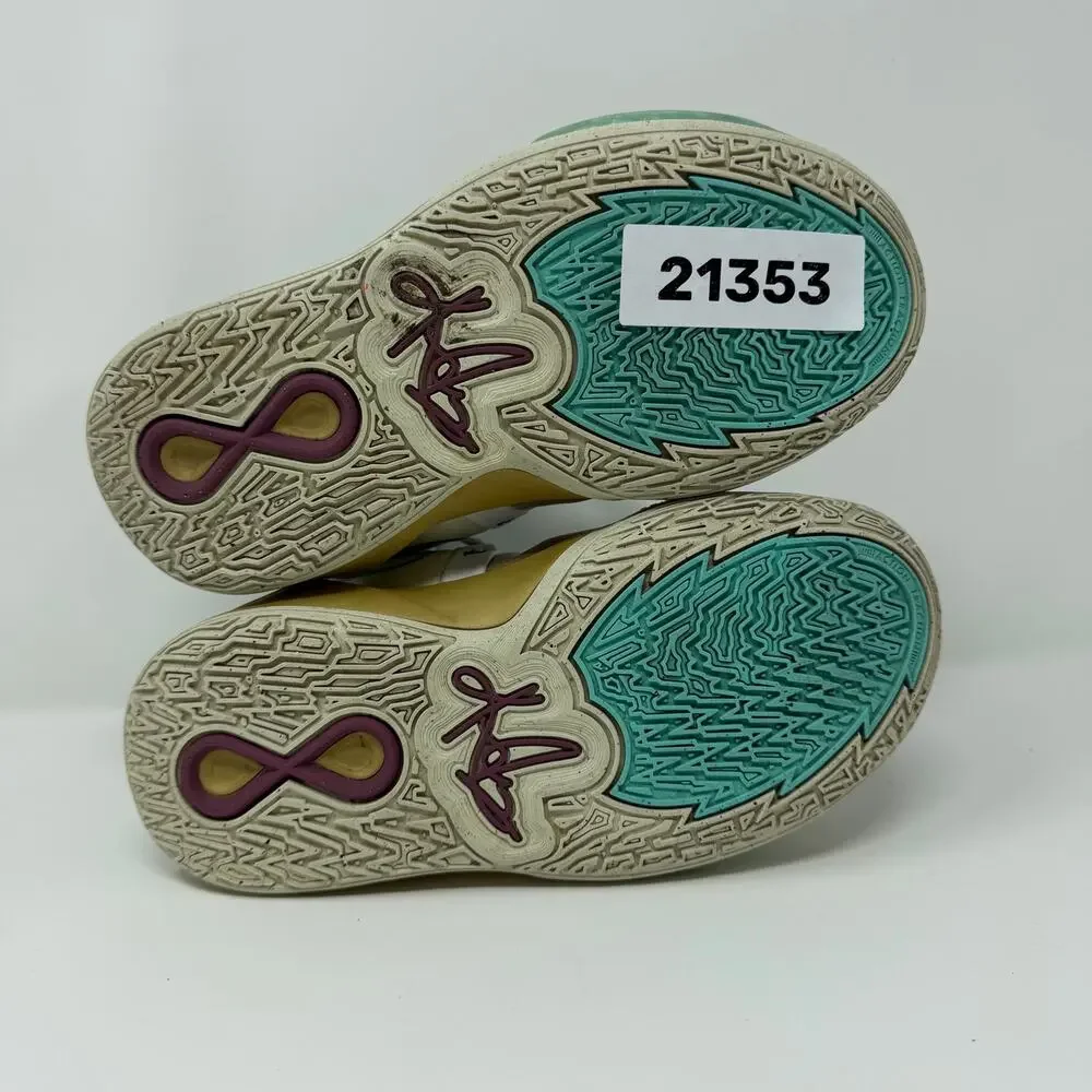 Nike Team Hustle D 10 GS Keep Sue Fresh 3.5Y Shoes